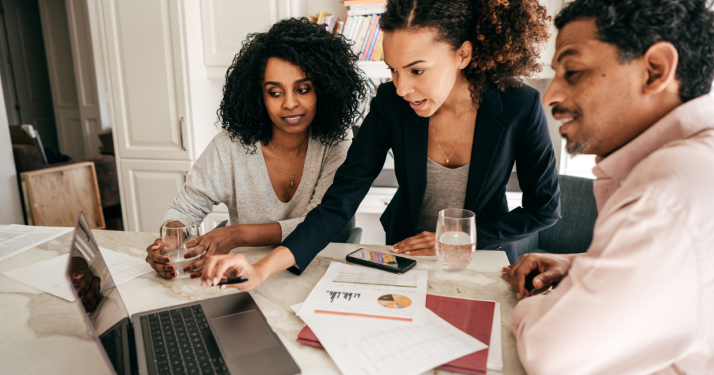 Wie ein CRM Versicherungsfachleuten einen Wettbewerbsvorteil verschafft